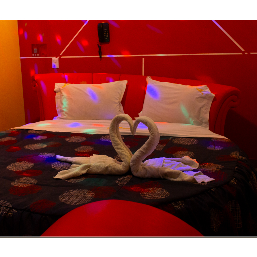 HABITACIÓN REDONDA 03